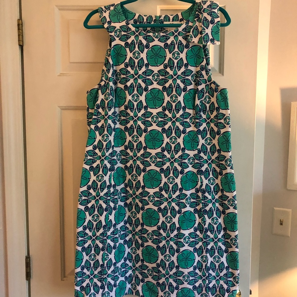 Vineyard vines shift dress EUC
